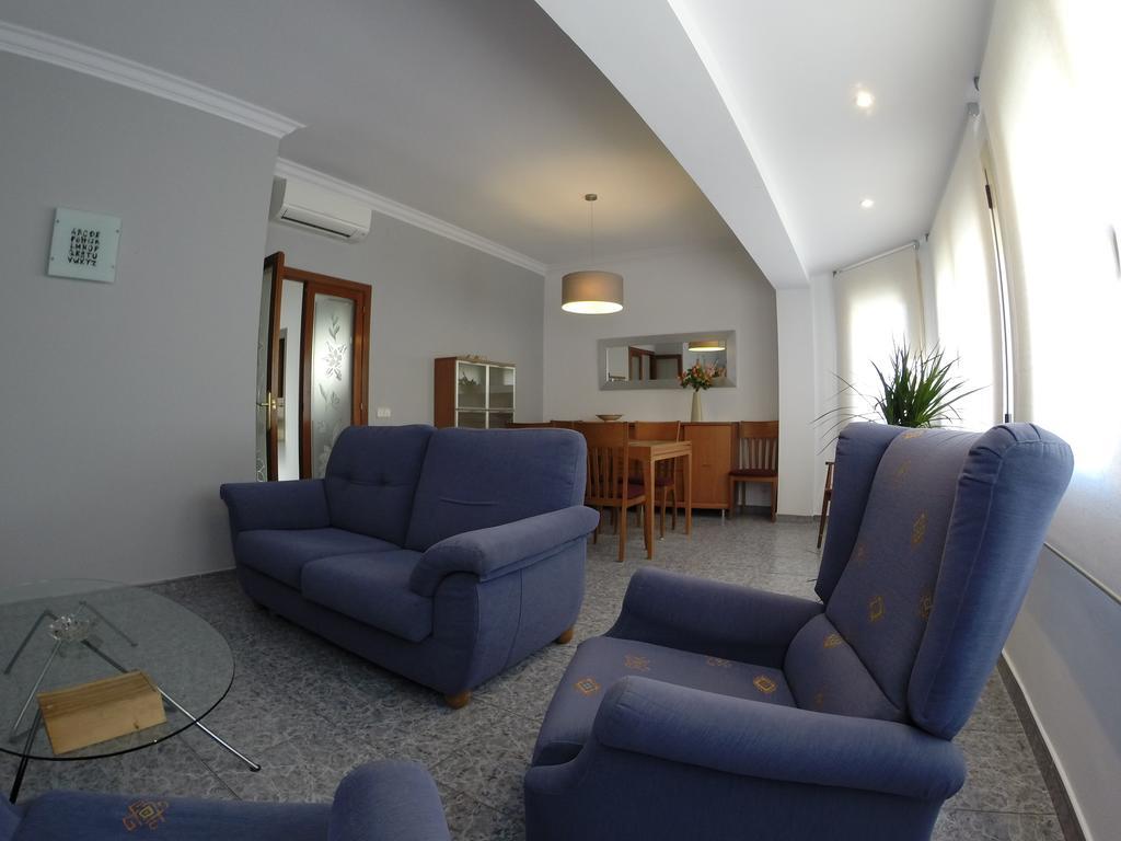 Lg Big Flat Barcelona Apartment Badalona Exterior photo